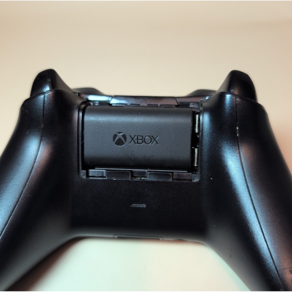Xbox One Wireless Controller Black Tested Working - Picture 5 of 6
